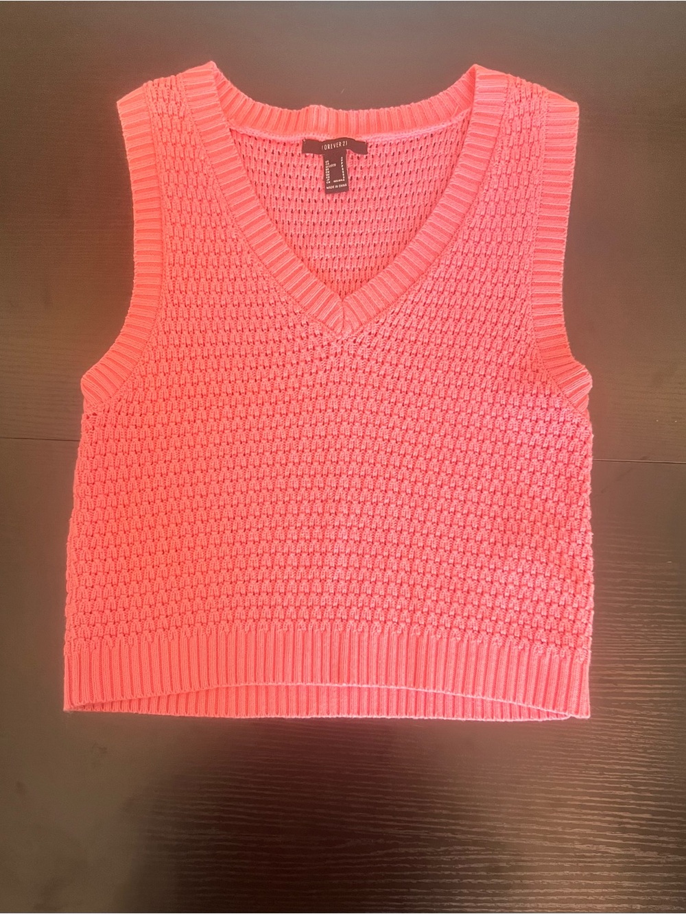 Forever 21 Coral Pink Knit Sweater Vest 🐝